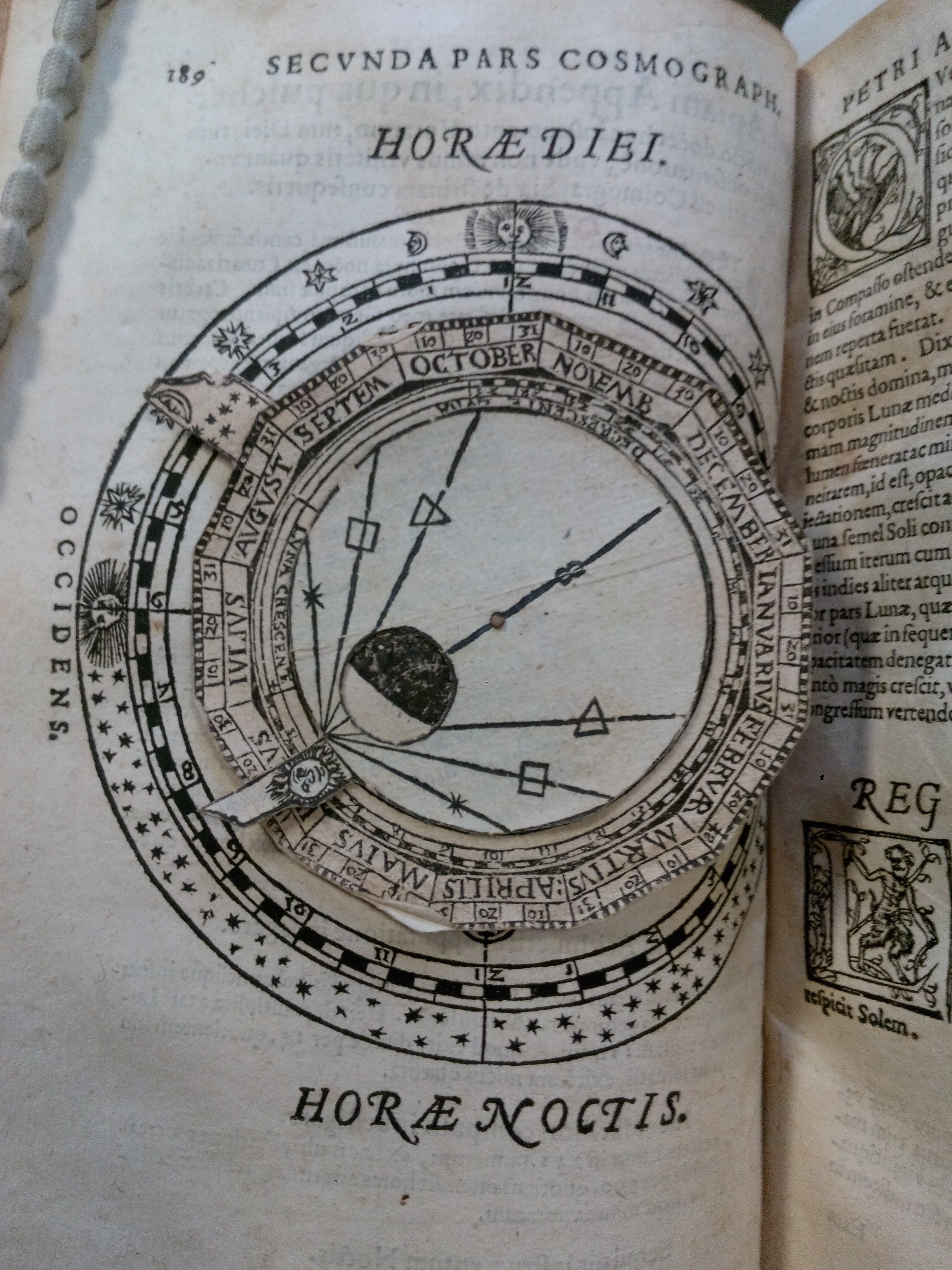 "Peter Apian, Cosmographia, sive descriptio universi orbis, Petri Apiani & Gemmae Frisij (Antwerp: Johannes Withagius, 1584), p. 189. University of St Andrews Library, TypNAn.B84BA"